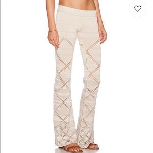 Goddis alley pant is honey kissed